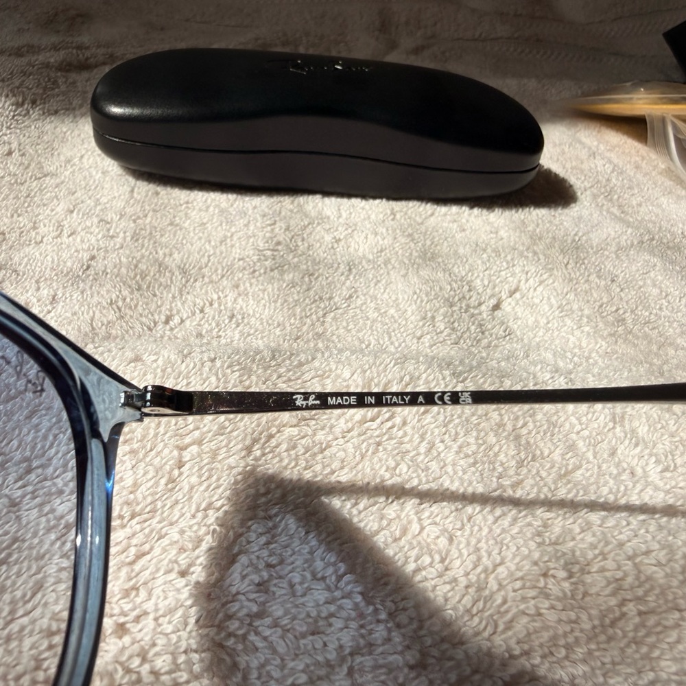 Ray-Ban Blue Gradient Sunglasses - Picture 5 of 7